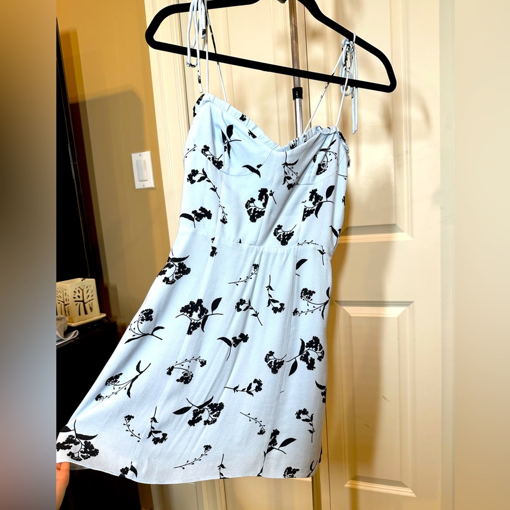 Floral Aritzia Wilfred Fable Dress